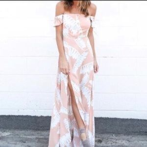 Maxi Dress Peach Floral With Slit - image 1